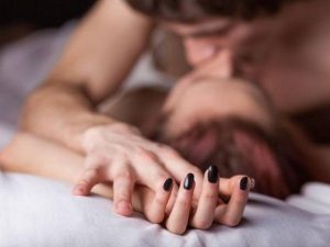 desiderio sessuale, desiderio, libido, sessualità, sesso, problemi sessuali, rimedi, cibi stimolanti, afrodisiaci