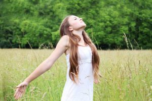 ansia e rabbia, paura. donna, natura, respiro, paura, trasformare la paura