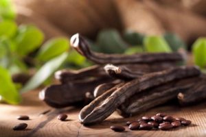carrube, carrubo, alternativa al cioccolato, farina di carrube, cioccolato