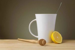 acqua limone e miele, acqua limone e miele, acqua e limone, rimedio naturale, miglior rimedio naturale,