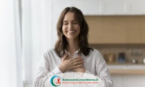 la forza della gratitudine, donna che ringrazia