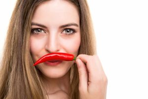 accelerare il metabolismo, alimenti che accelerano il metabolismo, peperoncino piccante, piccante, capsaicina